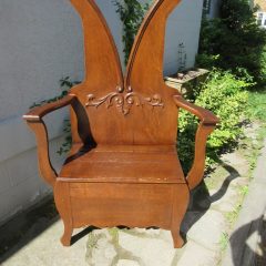 Uniquely Styled Oak Hall Bench c1910